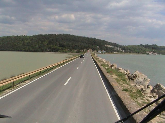Fahrt über die Mirna bei Novigrad.